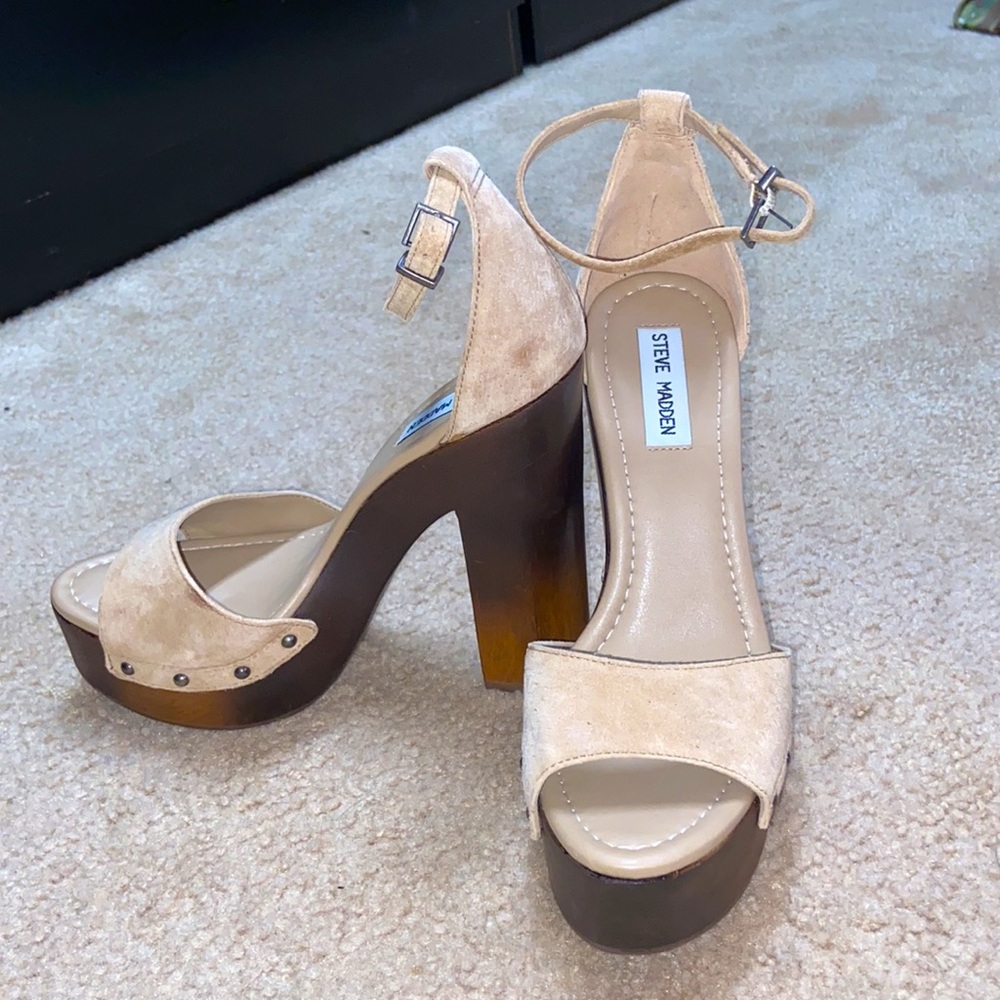 Steve madden 70s pumps
